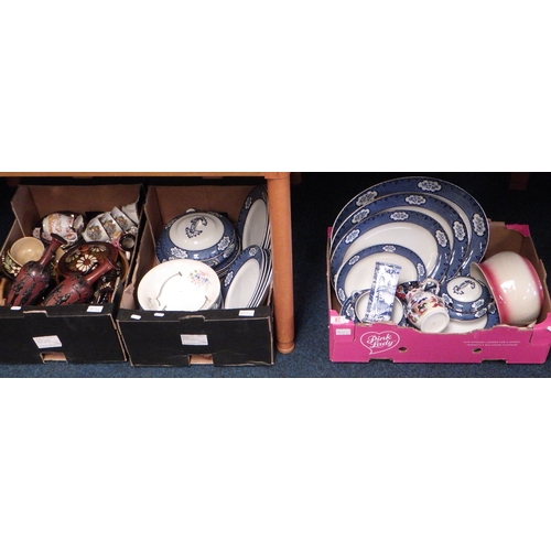 87 - Three boxes of misc ceramics to inc Losol dinner ware, etc (3)