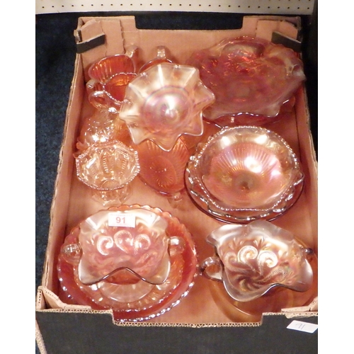 91 - A box of 17 pcs of carnival glass