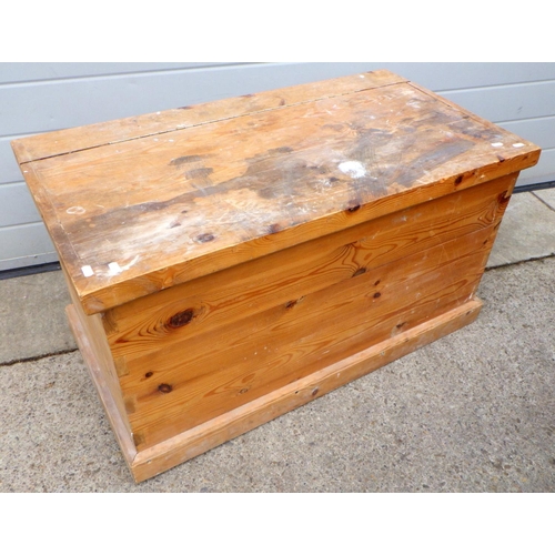 753 - A pine blanket box, marked, 95cm long