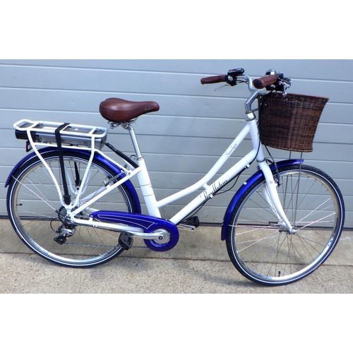 784 - A Pendleton ladies electric bicycle