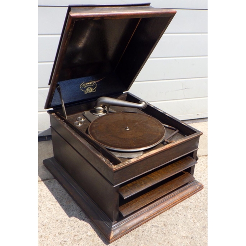 796 - A Columbia oak cased gramophone