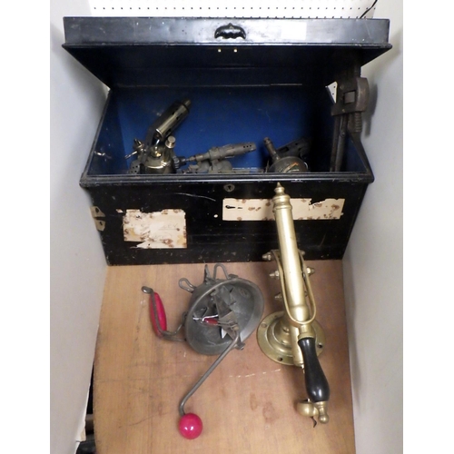 93 - Tools incl brass blow torches; a brass bar-top corkscrew etc.(3)