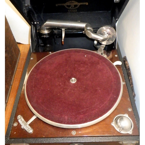 173 - A Columbia portable gramophone