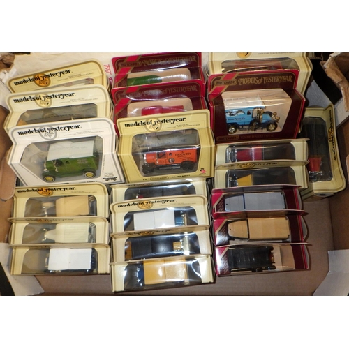 177 - Die Cast vintage vehicle models, all Matchbox Models of Yesteryear, all boxed. (2)