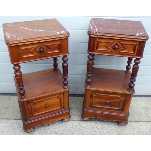 671 - A pair of early 20thC French marble top bedside cupboards