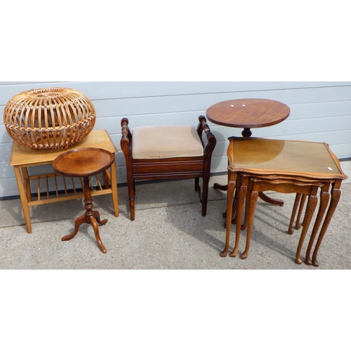 801 - A nest of tables, stool, coffee table, wine tables etc (6)