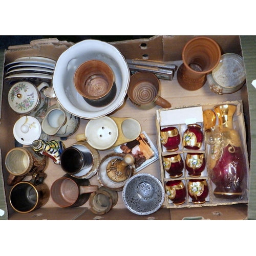 204 - A qty of ceramics and glassware incl crystal and enamelled drinking glasses; tea and tableware; Worc... 