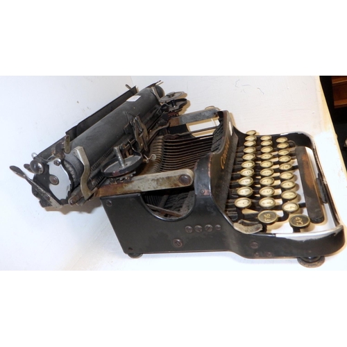 266 - A Corona 3 folding portable typewriter.  a/f