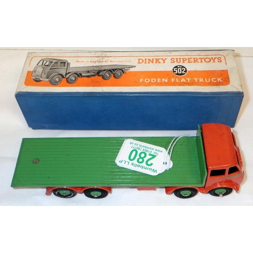 280 - A Dinky Toys die-cast 502 Foden Flat Truck, in original blue box