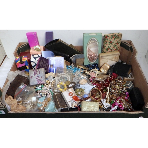 304 - A qty of costume jewellery, vintage perfumes etc