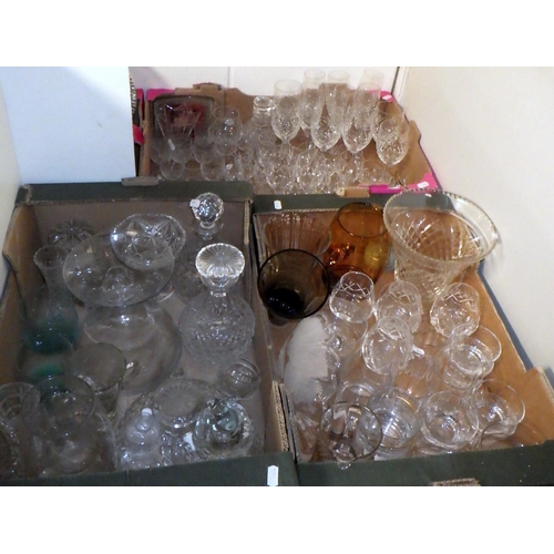 346 - Glassware incl cut crystal and drinking glasses (3)