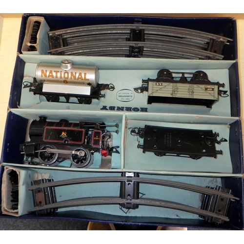 179 - A Hornby train track good Set No40 together with a qty of misc accessories etc AF (2)