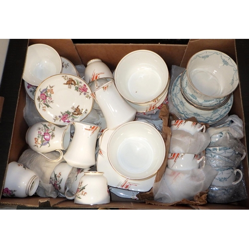 215 - A quantity of tea-ware and glass (2)