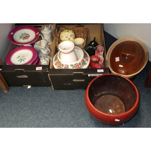 336 - Miscellaneous ceramics including a large roasting pot: all af (3)