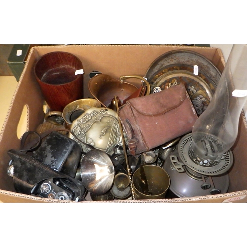 436 - Miscellaneous brass and other metal-wares including a boxed stove (3)