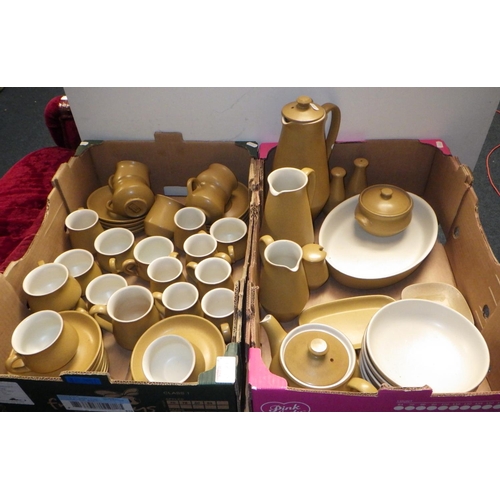 464 - A large quantity of Denby ware (2)