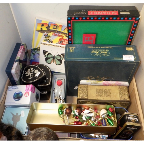 358 - A quantity of miscellaneous items including games, Xmas decorations and dolls af (2)