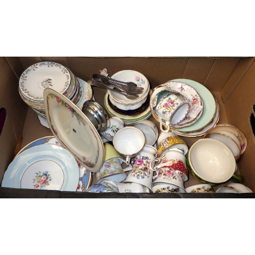 359 - A quantity of miscellaneous ceramics (3)