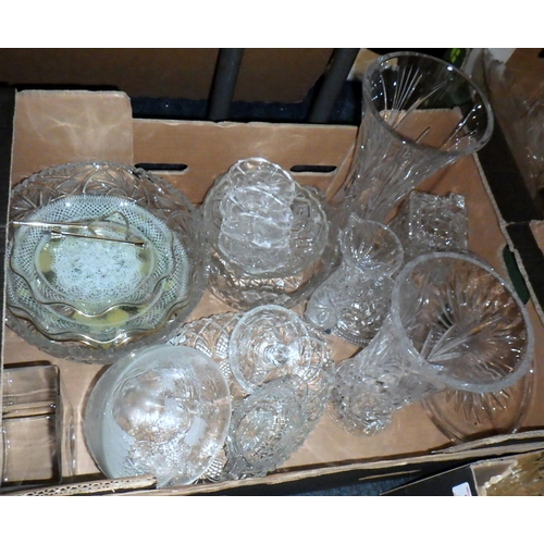 365 - A quantity of various glass-ware (4)