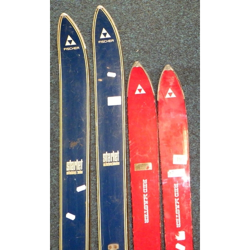 60 - Two pairs of Fischer skis, Redmaster and Starlet.