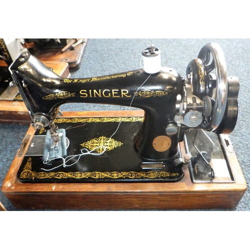34 - A Singer sewing machine, Vesta sewing machine and a further sewing machine AF (3)