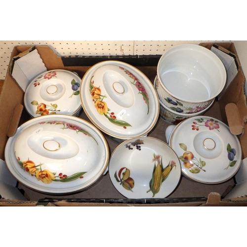 66 - A qty of Royal Worcester Pershore table ware (3)