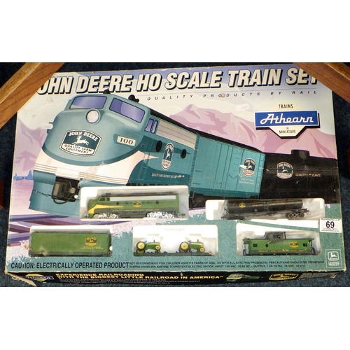 69 - A John Deere HO scale train set, boxed