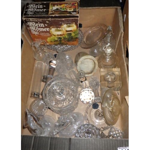 219 - Four boxes of misc glass ware to inc bottles, drinking glasses, trays etc (4)