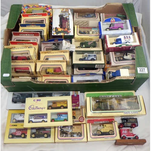 227 - A large qty of boxed toy vehicles to inc Days Gone, Corgi etc