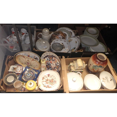 230 - A large qty of misc ceramics to inc Meakin poppy tea ware, Shelley table ware, etc (4)