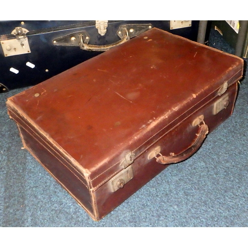 291 - Three vintage cases