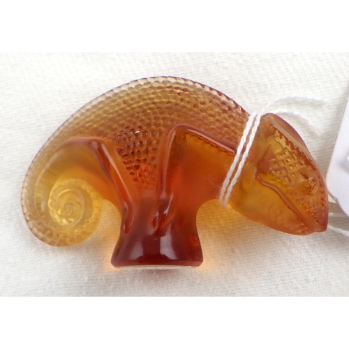 301 - A Lalique amber glass chameleon, 67mm nose to tail.