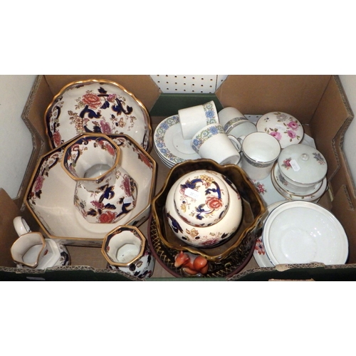 375 - A qty of Royal Albert Country Rose tea ware, Masons pottery etc (2)