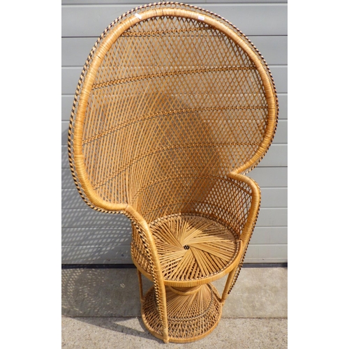 808 - A wicker peacock chair, 89cm wide