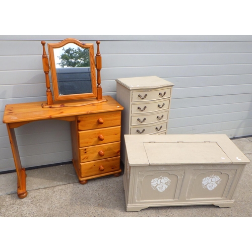 816 - A modern pine dressing table & mirror, later painted Hunter & Smallpage chest of drawers and a blank... 