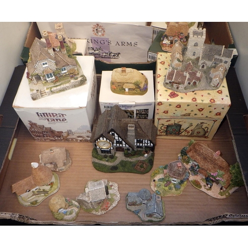 16 - A quantity of Lilliput Lane cottages including 'The King's Arms' (2)
