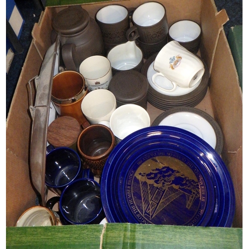 148 - A quantity of miscellaneous ceramics and earthenware (3)