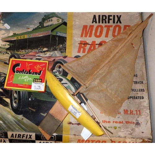 211 - A group of Vintage Airfix af