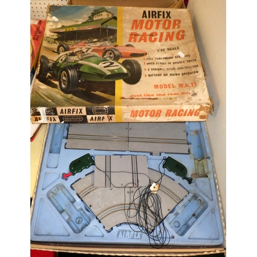 211 - A group of Vintage Airfix af