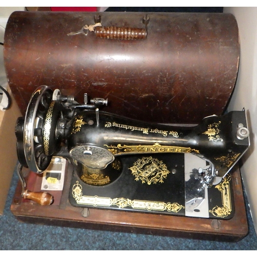 189 - A cased Singer sewing machine together with a further sewing machine, hand bags, shoes etc (qty)