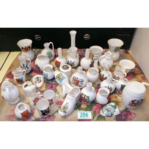 206 - A qty of approx 30pcs of crested china