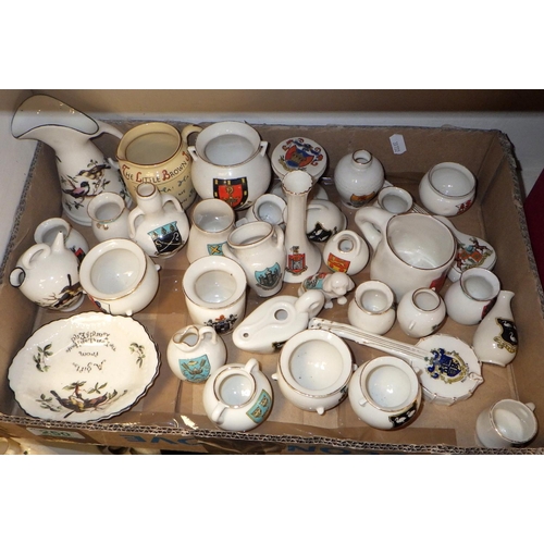 250 - A qty of approx 30pcs of crested china