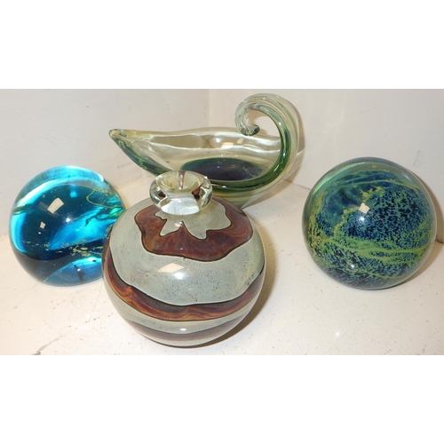 263 - A group of misc Art Glass to inc Mdina