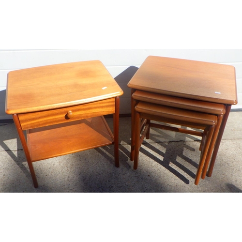 771 - A nest of three tables together with a matching side table