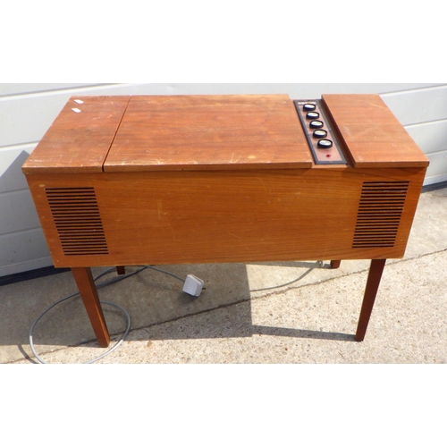 786 - A HMV Garrard 2025tc record player