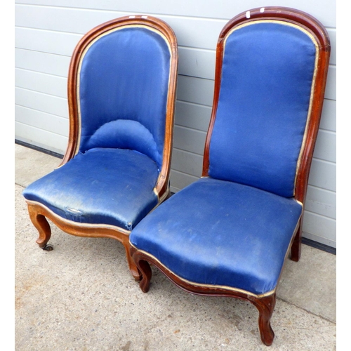 890 - Two 19th cen blue upholstered nursing chairs on cabriole legs (a/f)