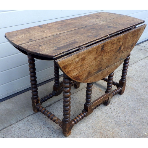 905 - A rustic oak gateleg table, 109cm across
Sold on behalf of the Terry family York (Terry's Chocolates... 