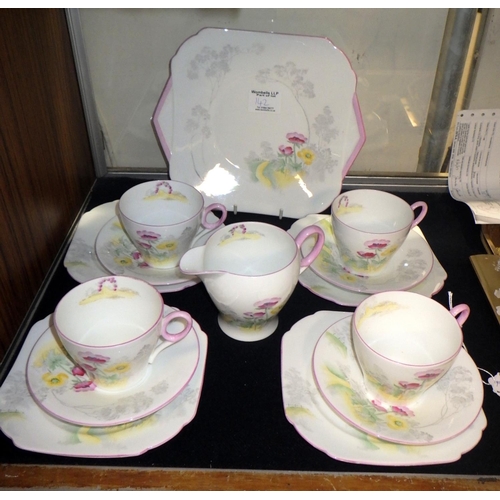 258 - A Shelley part tea set (cs 0149) to inc four trio's, jug and cake plate