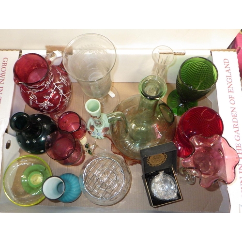 215 - A group of misc glass ware to inc cranberry etc