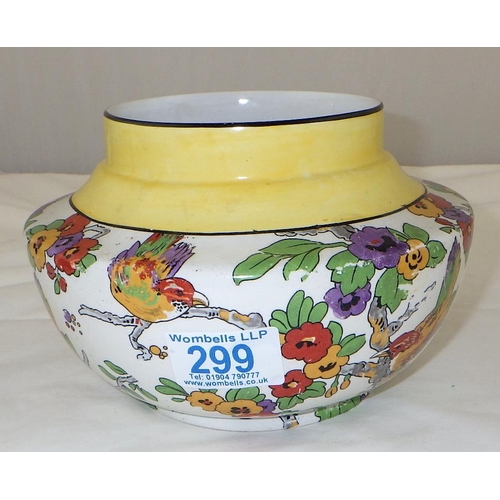 299 - A floral jardinere. This lot was bought from the Phillips Gucci House sale on the 20th of April 1998